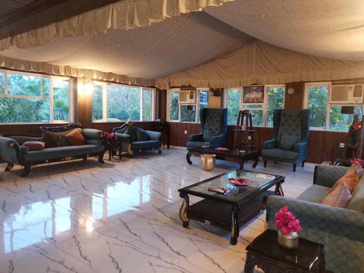 Astroport Sariska Treetop By Eight Continents Tehla Bagian luar foto